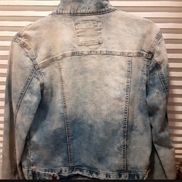 Mudd women's denim jeans destress jacket . Size large - Picture 9 of 12